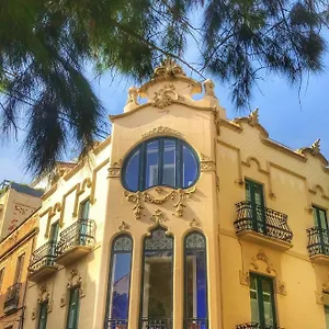 ** Hotel Noucentista España
